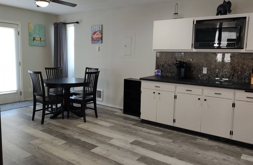 East Wenatchee Apartment | Spacious Studio with Private Entrance