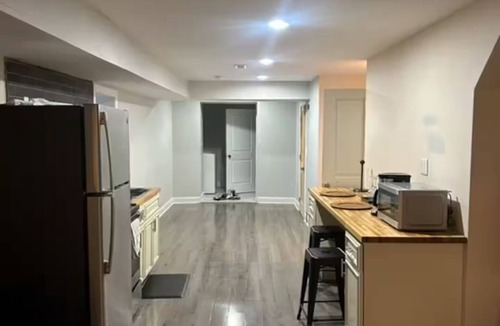 Garden Court Apartment | Spacious Studio with Washer&Dry 10 Min Train to Center City, Downtown Philly.
