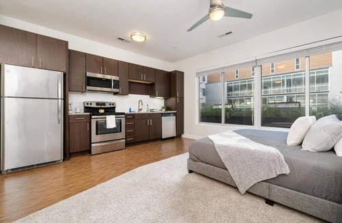 Grandview Heights Apartment | Spacious Studio with great amenities