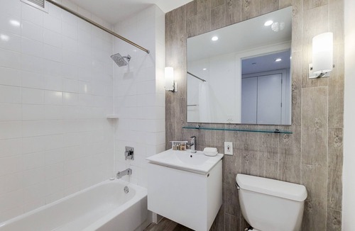 Tribeca Apartment | Spacious Studio With Luxury Amenities | Tribeca