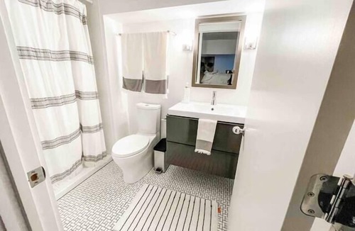 Westport Apartment | Spacious Studio with Pool Table