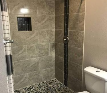 Alamedan Valley Apartment | Spacious StudioNear Balloon Fiesta Park