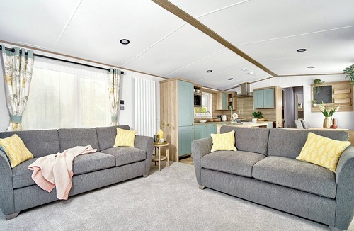 Narberth House | Spacious, stylish and modern caravan.