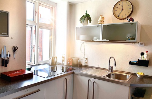 København NV Apartment | Spacious, Stylish Apartment, king-size beds, fast WiFi, office, close to centrum