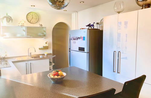 København NV Apartment | Spacious, Stylish Apartment, king-size beds, fast WiFi, office, close to centrum