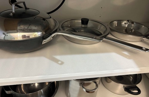 Tuncurry House | Spacious Stylish Coastal Escape