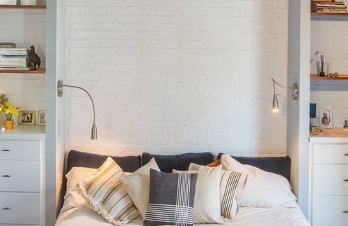 East Falls House | Spacious Stylish Home Central Hosted StayRafa