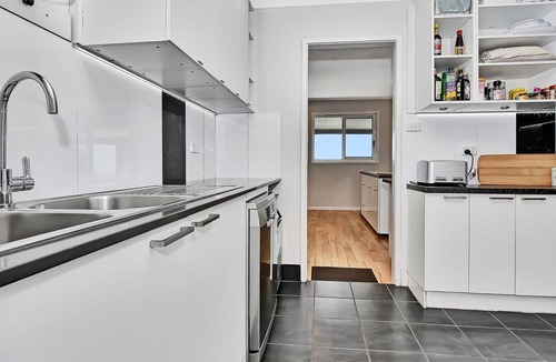 Corlette House | Spacious, Stylish home with panoramic waterviews