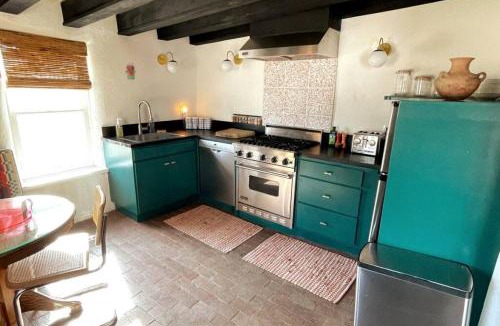 Santa Fe House | Spacious Stylish Niji Suite