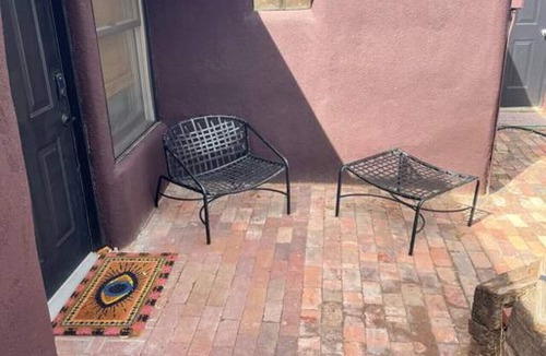 Santa Fe Apartment | Spacious, Stylish “Niji Suite” @ La Dea
