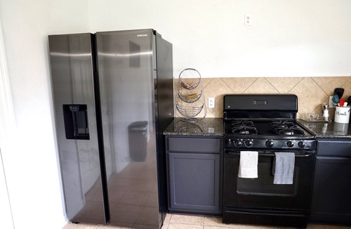 Houston House | Spacious & Stylish, Two-Story Home Near Willowbrook Mall.