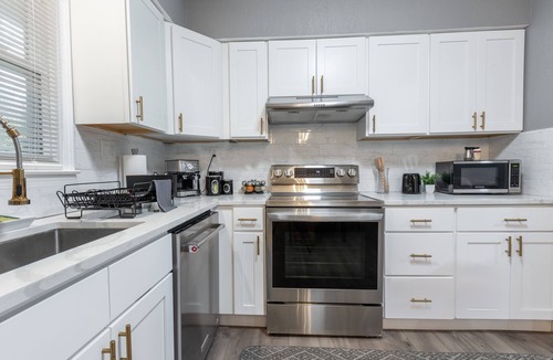 Overland Park House | Spacious, Stylish 3BR w/Game Rmn