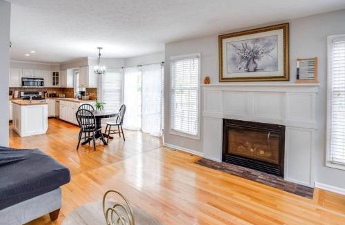 North Greece House | Spacious Suburb Home by Unity/DWTN/HotTub