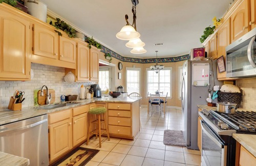 Ridgeland House | Spacious Suburban Home w/Pool Access in Ridgeland