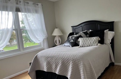 Gates-North Gates House | Spacious suburban home in quiet neighborhood !!!