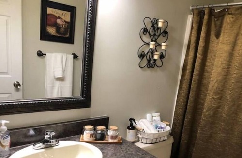 Gates-North Gates House | Spacious suburban home in quiet neighborhood !!!