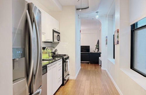 Downtown Boston Apartment | Spacious Sunlit 3BR Downtown Boston Family Favorite Iconic Location