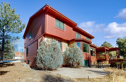 Monument House | Spacious & sunlit mountain retreat with patio, fireplace & great nature views