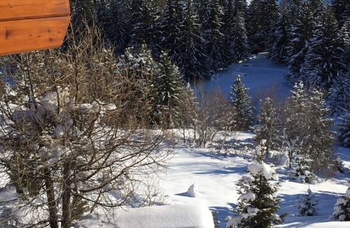 Vex Ski Chalet | Spacious, sunny chalet in a quiet spot