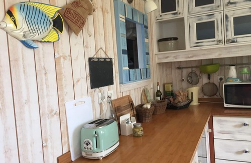 Bangor Villa | Spacious, super-equipped villa for 8 people, bright and comfortable.