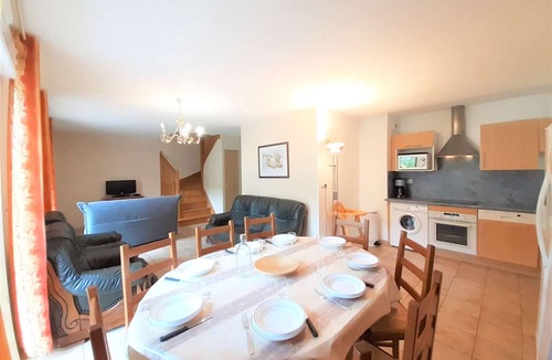 Saint-Lary-Soulan Apartment | Spacious T3 Apartment for 8 with Terrace, Parking & Wi-Fi - Saint-Lary-Soulan
