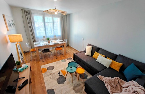 Seyssinet-Pariset Apartment | Spacious T4 with views of the Alps