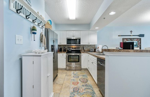 North Myrtle Beach Condo | Spacious three bedroom in Cherry Grove | Laguna Keyes - 1005