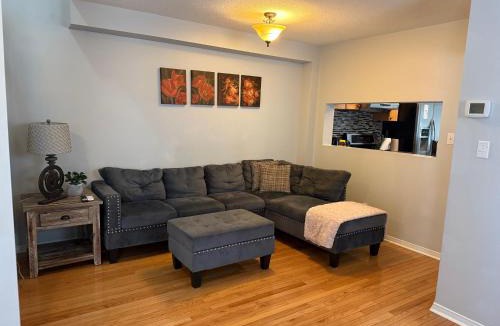 Halton Regional Municipality House | Spacious Three Bedroom House Wifi Parking