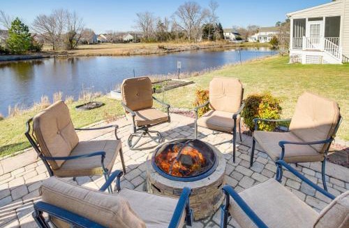 Wedgefield House | Spacious Townhome about 4 Mi to Bethany Beach!