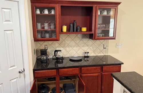 Winder House | Spacious townhome ideally located in Grayson with private backyard. Sleeps 8