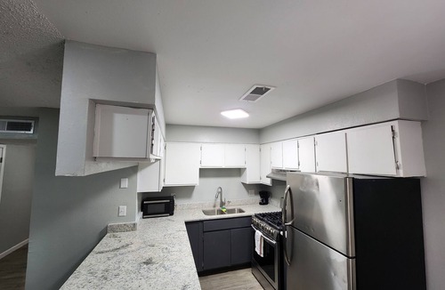 Biggs Field House | Spacious Townhome in El Paso East