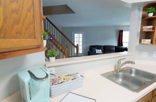 Pike Creek House | Spacious townhome in Newark Delaware