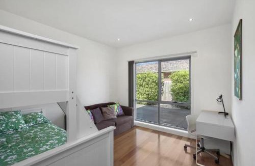 St Leonards House | Spacious Townhouse Central St Leonards