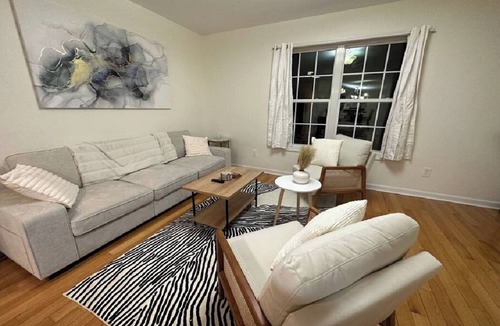 Stockade Historic District House | Spacious Townhouse in Schenectady-B15