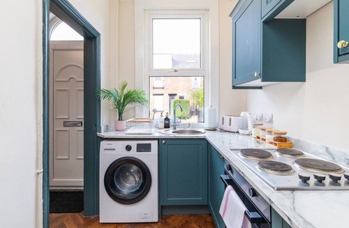 Headingley House | Spacious Two Bed House in Headingley