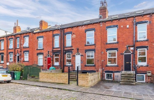 Headingley House | Spacious Two Bed House in Headingley