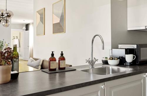 Copenhagen City Centre Apartment | Spacious Two-Bedroom Apartment for 6 with Elevator