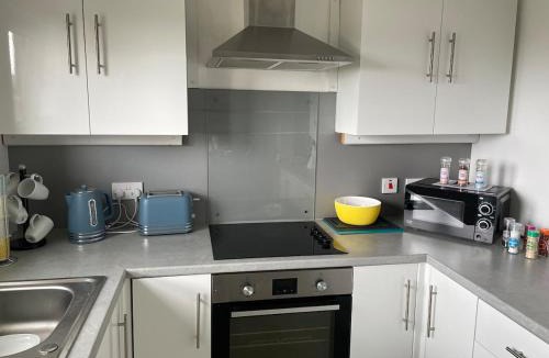 Greenock Apartment | Spacious two bedroom flat, entire property