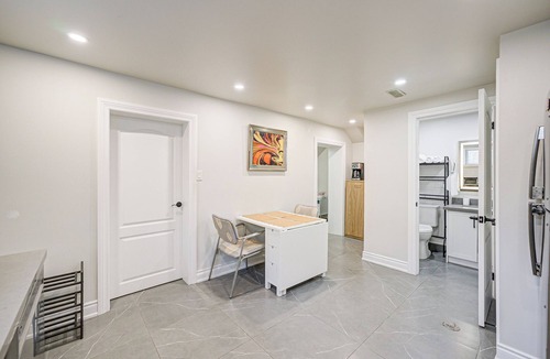 Etobicoke Apartment | Spacious two bedrooms basement apartment in a luxiary house.