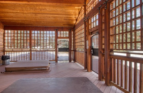 Steamboat Springs Condo | Spacious two-story condo w/ a shared hot tub, furnished balcony, & gas fireplace