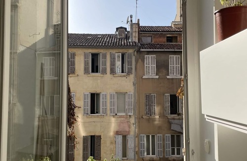 Prefecture Apartment | Spacious typical marseillan flat