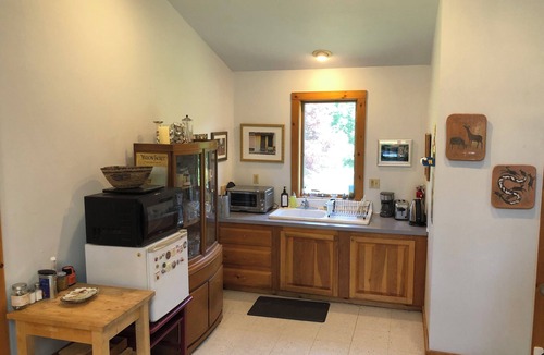 Hampton House | Spacious, unique barn with beautiful views.