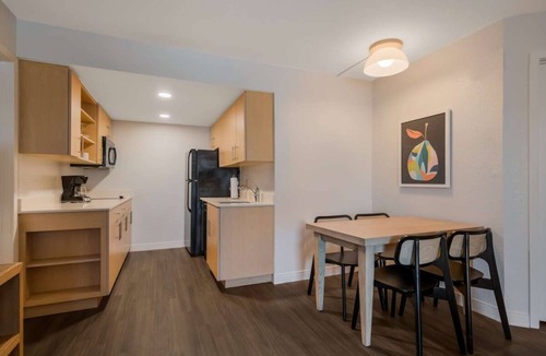 Florida Central Atlantic Coast Hotel | Spacious Unit with Full Kitchen, Outdoor Pool, Pets Allowed!