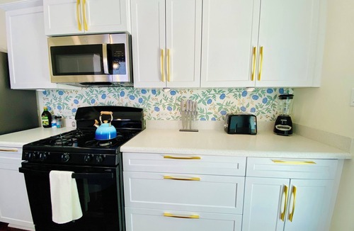 Jefferson House | Spacious, updated home with large deck 10 minutes from downtown!