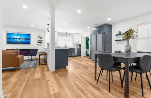 Charlotte House | Spacious Uptown Retreat w/Jacuzzi