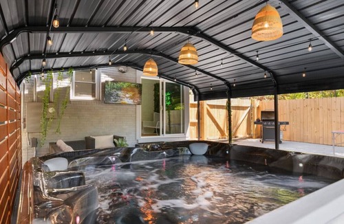 Charlotte House | Spacious Uptown Retreat w/Jacuzzi