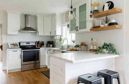 Highland Park House | Spacious Urban Oasis