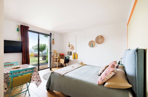 Hasparren Apartment | Spacious URSUYA studio with mountain views, spa & pool access