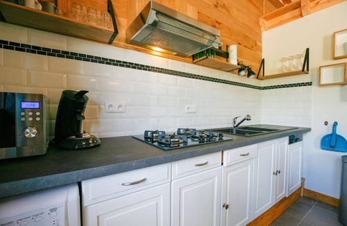 Aubeterre-sur-Dronne Villa | Spacious villa with private garden