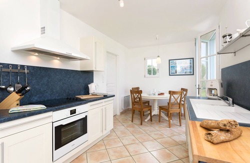 L'Aiguillon-sur-Vie Villa | Spacious villa with private pool